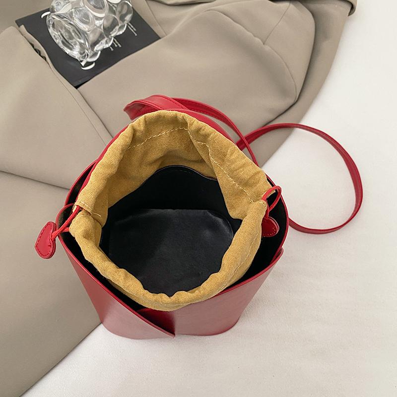 Geantă de damă Geantă crossbody Geantă de mână Geantă de umăr Geantă mică rafinată Geantă tip găleată High-end Lux ușor Nișă Drăguță