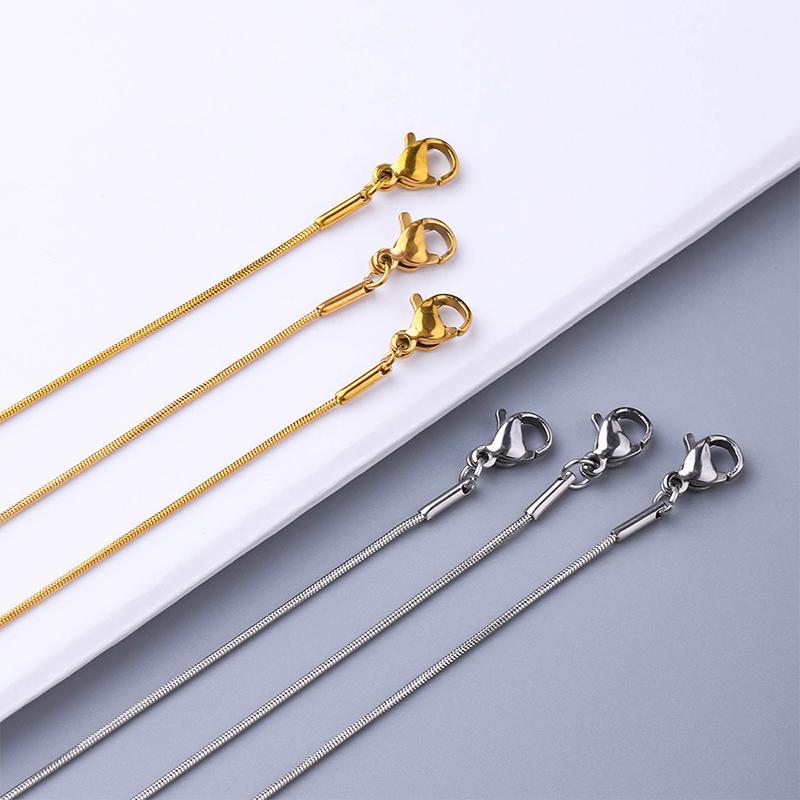 0.9/1.2/1.5/2.0Mm Stainless Steel Necklace For Men Hip Hop Titanium Steel Square Snake Chain Necklace Jewelry Accessories