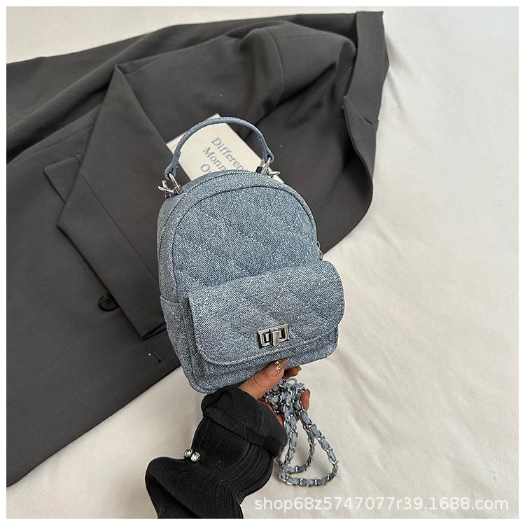 Корейская версия модной женской сумки, нишевый женский рюкзак высокого класса, новый мини-рюкзак с бриллиантовой цепочкой 2025 года