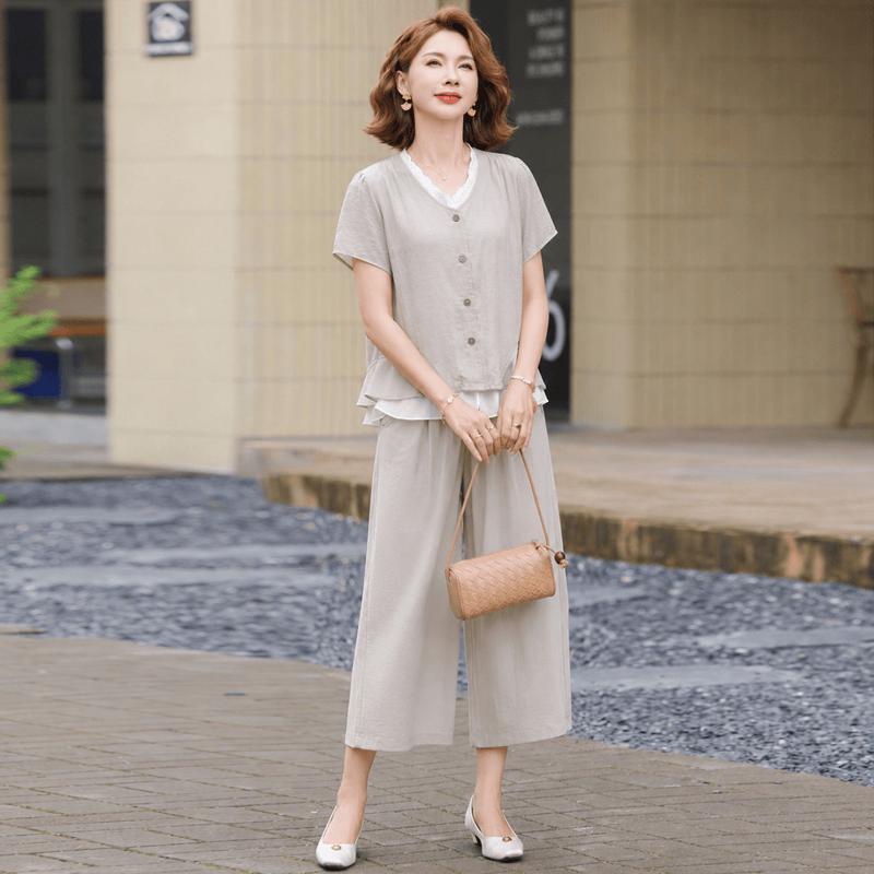 Elegant Middle-Aged Women's Summer Short-Sleeve Suit