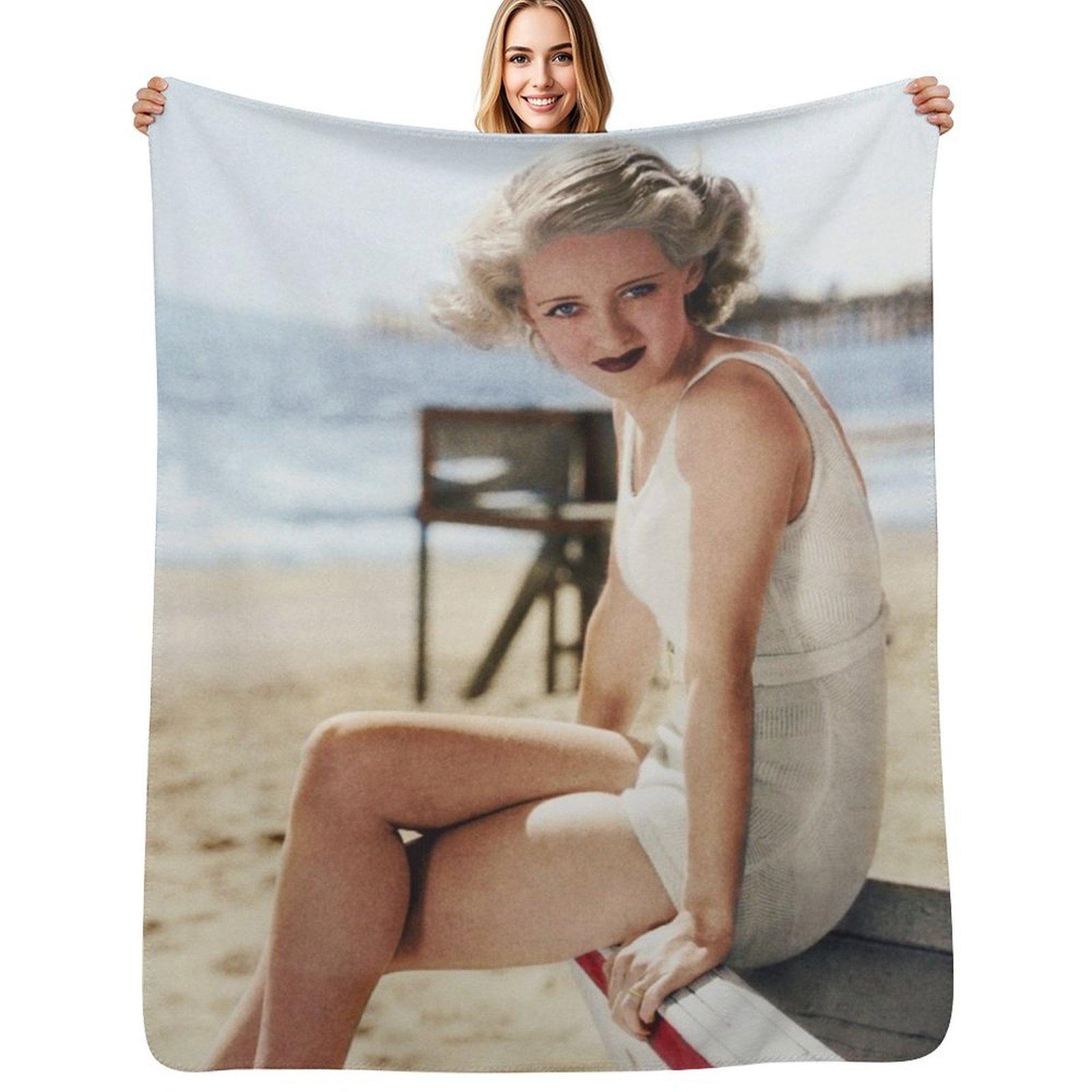 Bette D Throw Blanket Outdoor Soft Blanket for Picnic Beach Camping Size: 75*100cm, Weight: 230 GSM