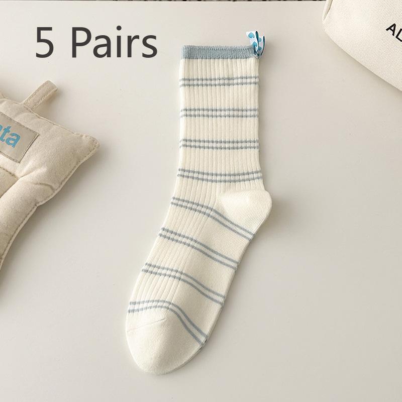 5 Pairs of Women's Spring and Autumn Small Fresh Heel Love Fabric Label Mid Tube Socks
