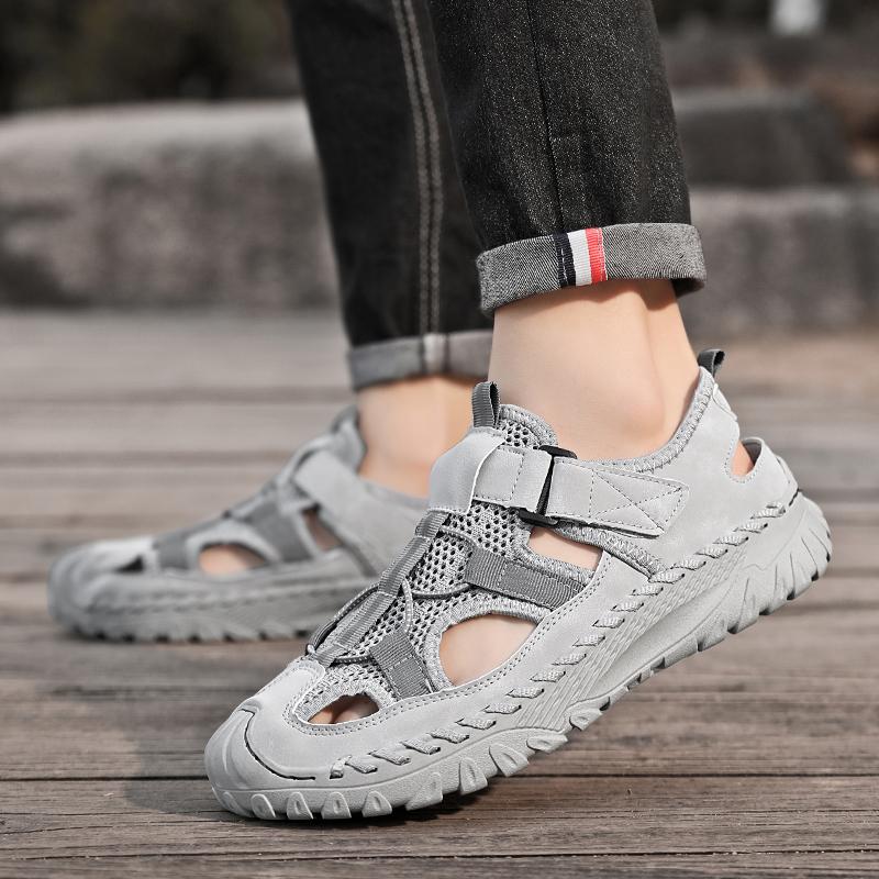 Summer Men Sandals Genuine Leather Mens Casual Shoes Outdoor Men Leather Sandals for Men Beach Shoes Roman Mens Shoes