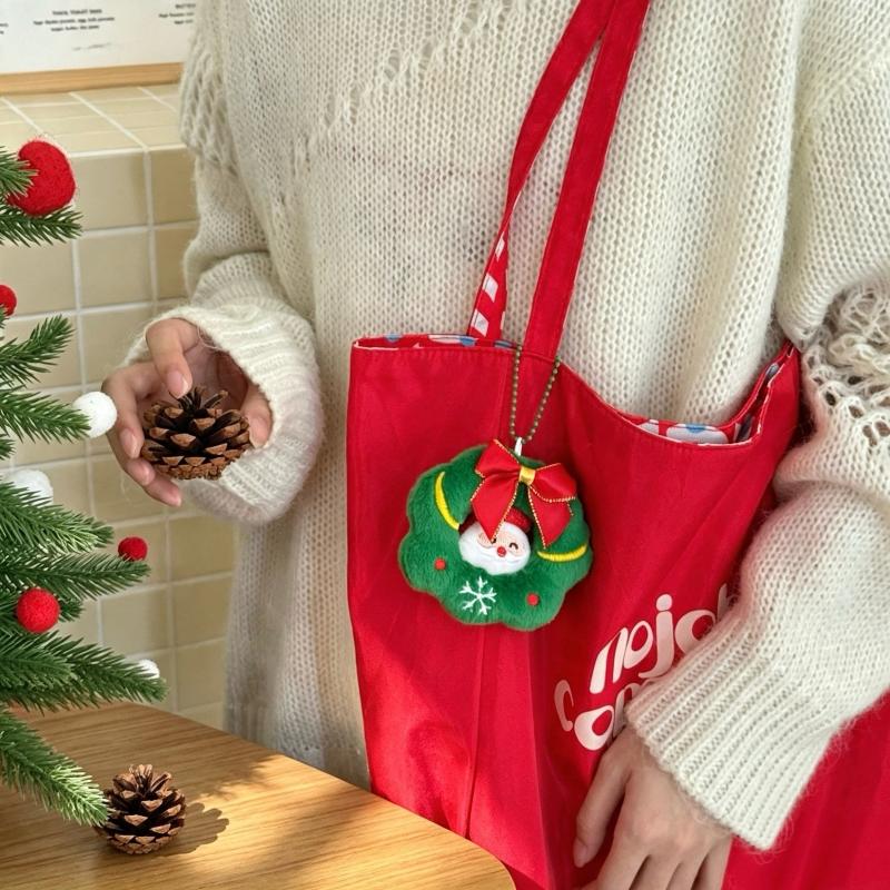 Christmas Mini Cartoon Keychain Soft Plush Santa Snowman Design Portable Bag Ornament Xmas Stocking Filler for Toddlers