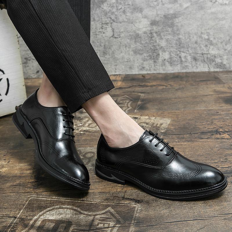 Fashion Plus Size Men's leather shoes leisure and business Party and groom's wedding Black Brown Classic Shoes Minimalist style