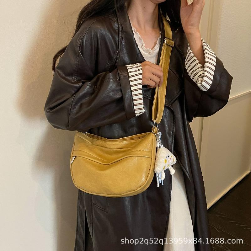Niche bag, dumpling bag, underarm bag, women's bag, summer new style, casual one-shoulder messenger bag, high-value bag.