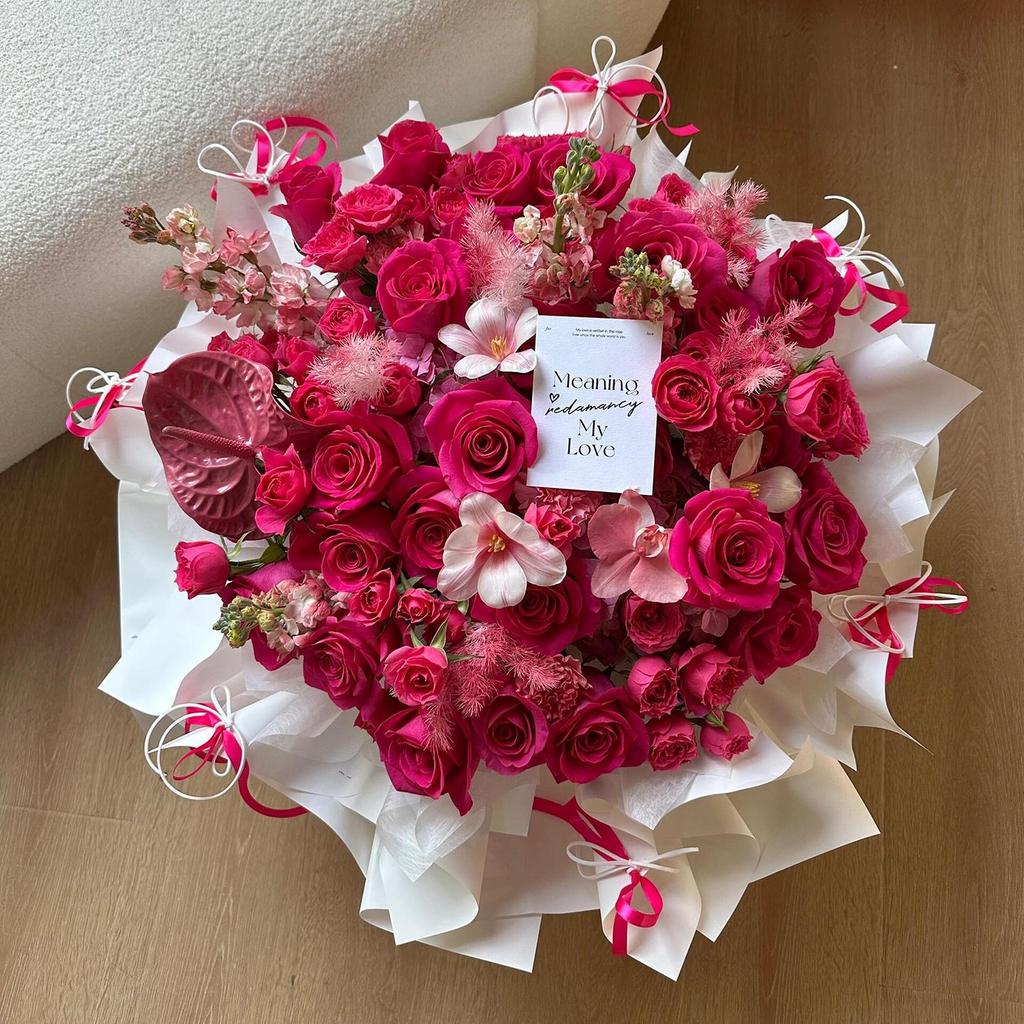 Lychee Mix Bouquet with Eternal Flower Soap for Girlfriend or Bestie - Ideal Birthday Gift