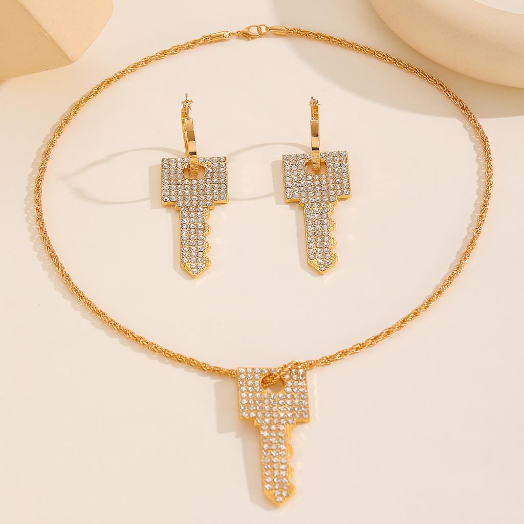 High quality fashion creative ins wind metal design sense key pendant women's necklace earrings party set jewelry