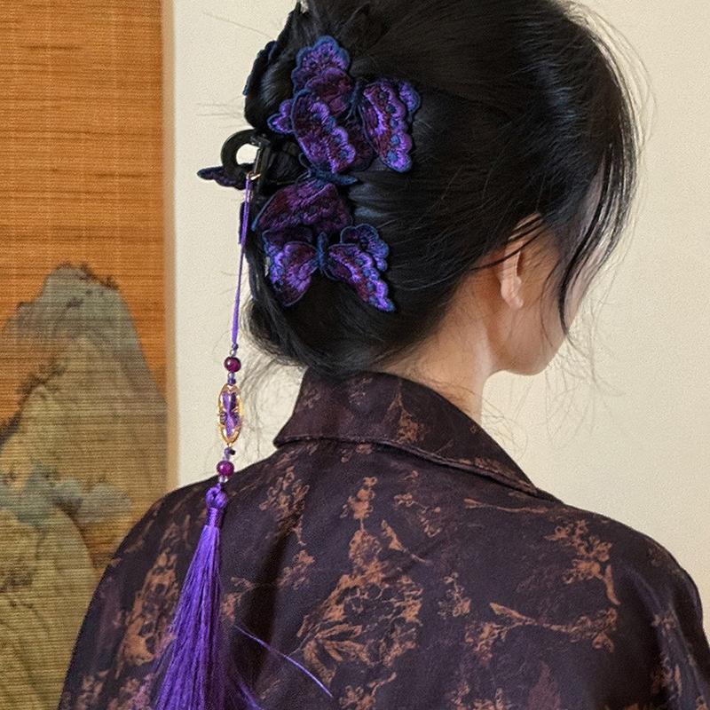 Chinesischer Stil Stricken Schmetterling Haarspangen Damen Lila Lange Blume Quaste Haifisch Greifklemmen Vintage Hanfu Kopfschmuck