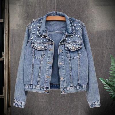 Χειμερινό γυναικείο μπουφάν με χάντρες, διακοσμητικό γιακά και τσέπες στο στήθος, μεγάλα μεγέθη, μακριά μανίκια