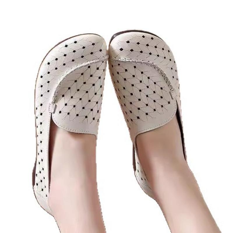 Casual Hollowed-out Women's Shoes Soft-soled Single Shoes, Toe Caps Flat Bottoms New Breathable Crocs