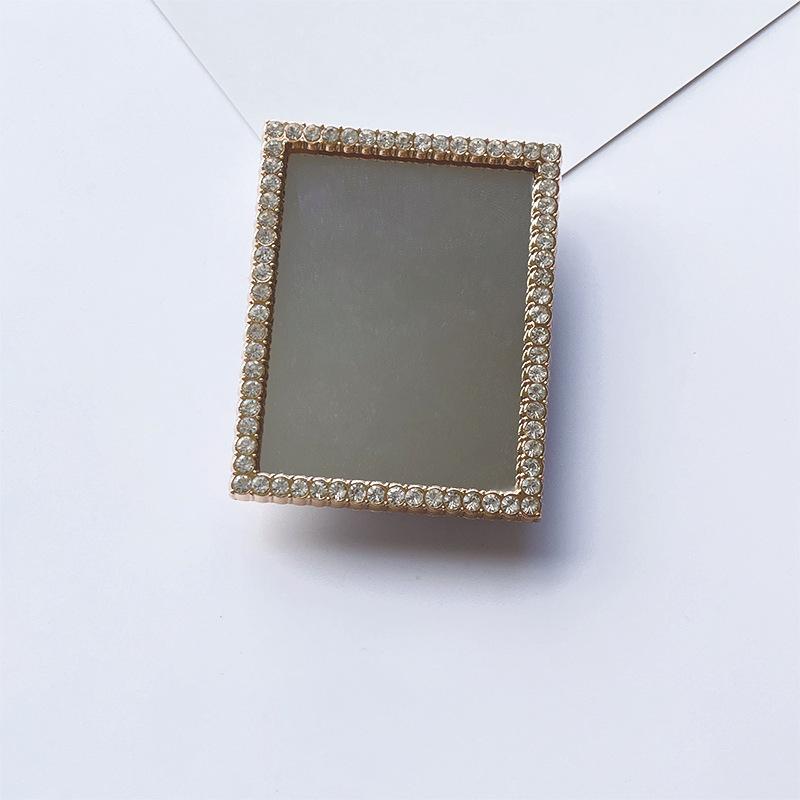 Korean Style Creative Heart Mirror Diamond Phone Stand with Retractable Airbag and Custom Logo