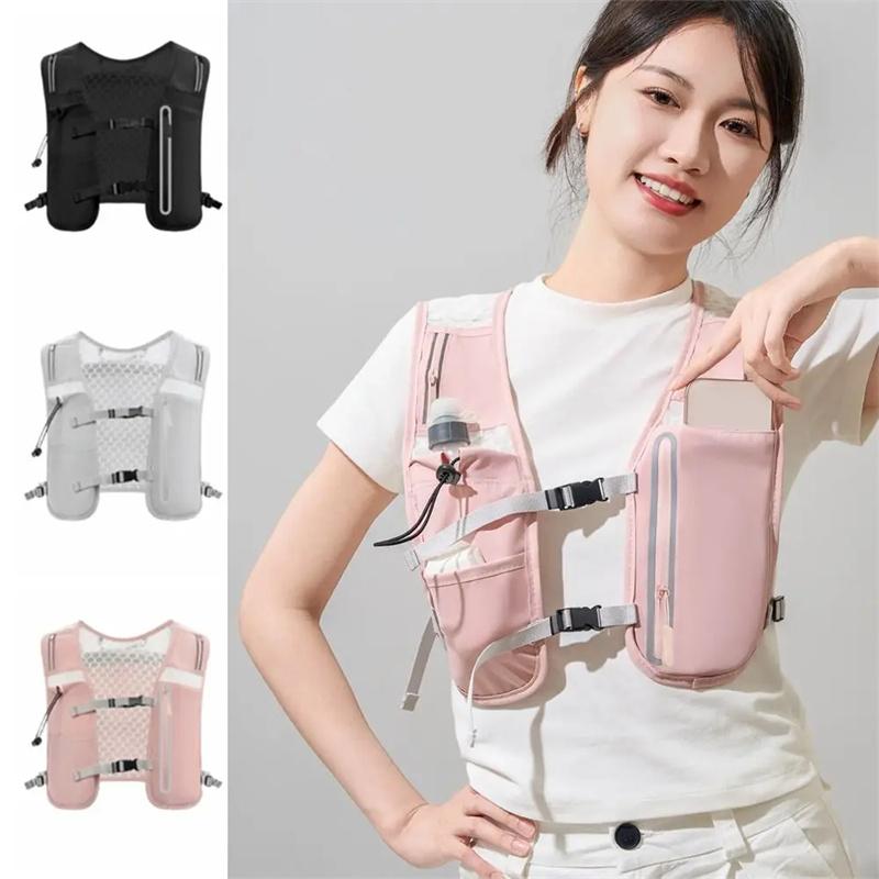 Running Vest Water Vest 4L Lightweight Adjustable Chest Straps Reflective Water Bladder Bag For Men Outdoor Activities Cycling
