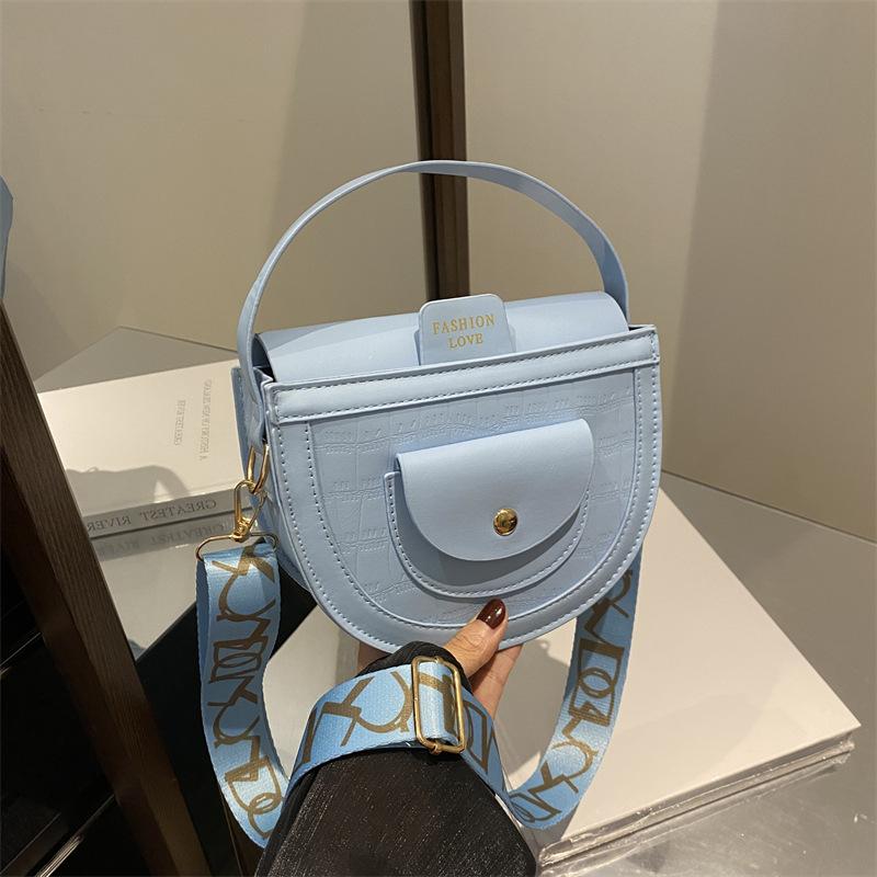Retro Fashion Simple Temperature Commuter Shoulder Bag Women's Summer Textured Underarm Bag Korean Style Saddle Bag Trendy