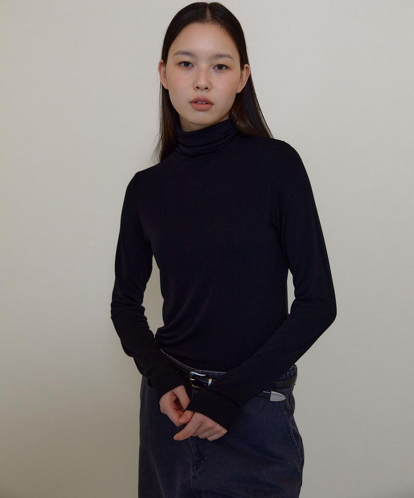 38COMEONCOMMON Classic Turtle Neck T-Shirts (Black)