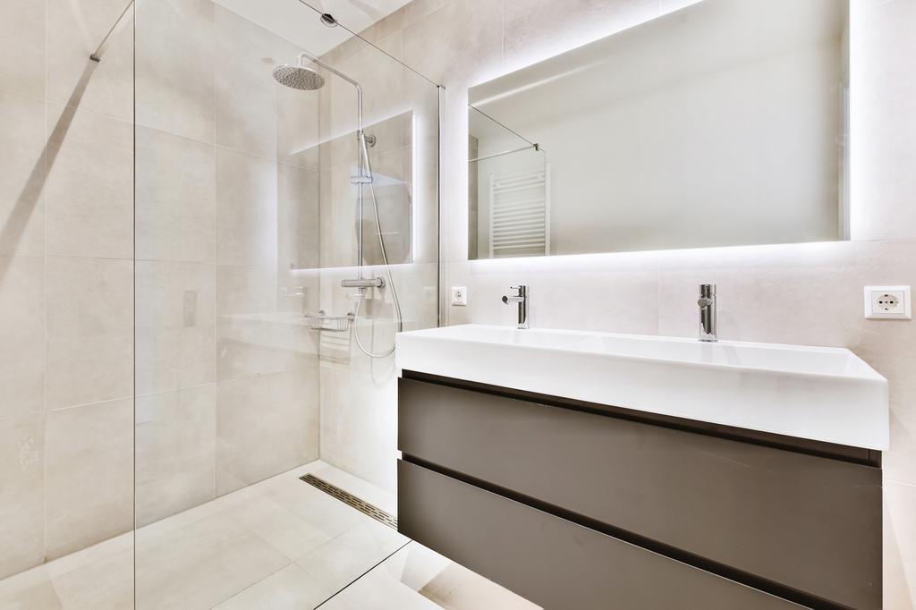 Lustro Podświetlane Led 85X60 Wodoszczelność Ip65 Wieszane Pion I Poziom