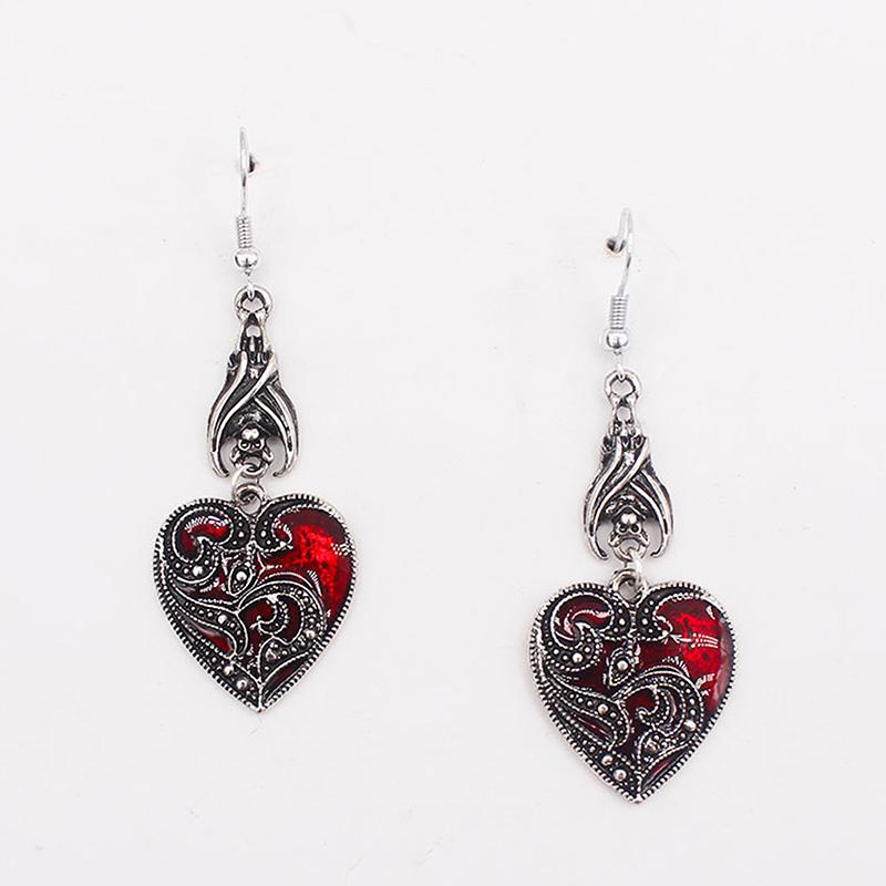 1Pair Gothic Earrings Personality Bats Heart-Shaped Earrings Halloween Jewelry