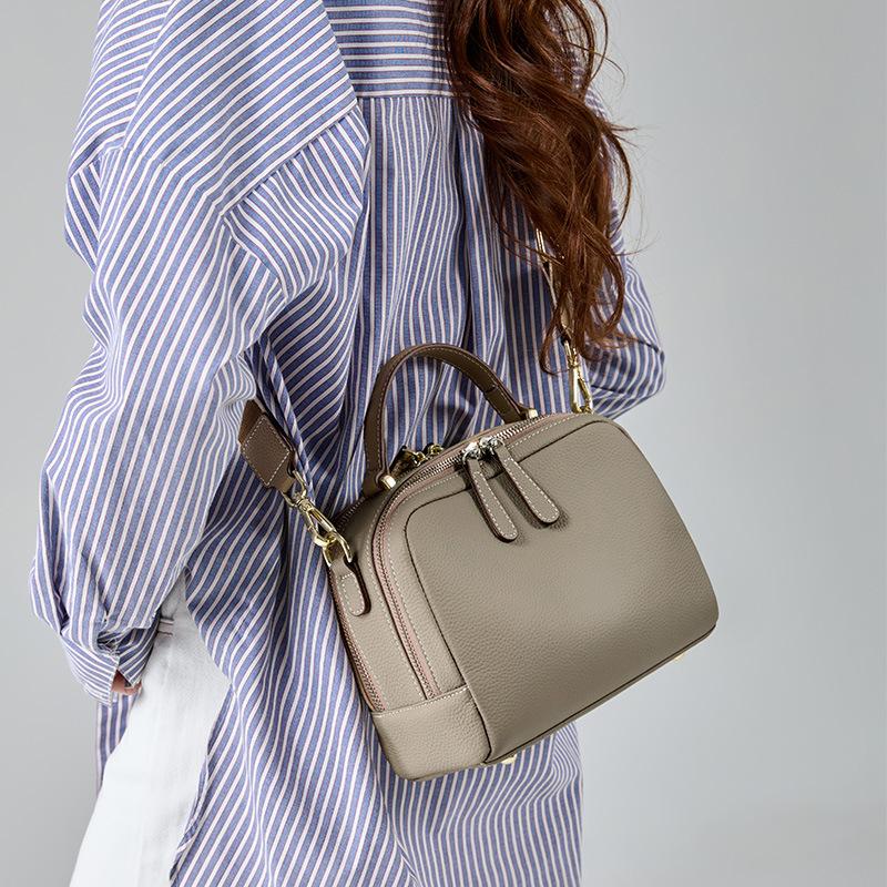 Women's First Layer Cowhide Shoulder Bag  New High-end Retro Handbag  Fashionable and Versatile Commuter Crossbody Bag