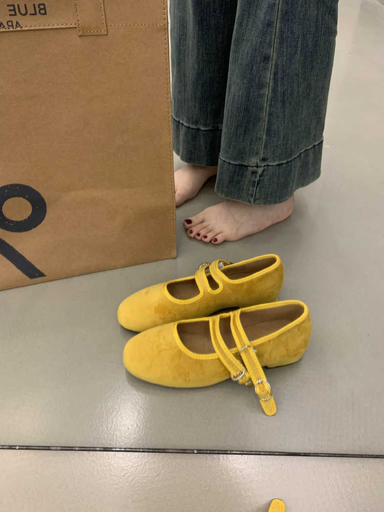 Fashion IPPEUM Ballet Flats Velvet Shoes For Women Buckle Round Toe 2025 New Ballerinas Zapatos Mujer Mary Jane Shoes