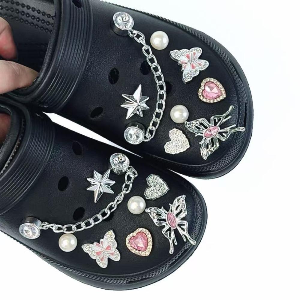 16PCS Shoe Charms Set Silver Butterfly Pink Diamond Heart-shaped Chain Shoe Decora Buckle for Sandals Clogs DIY Accessories Gift