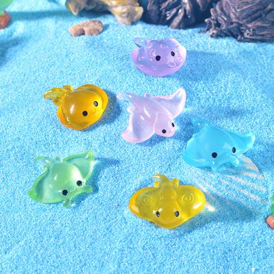 Roztomilá svítící plochá ryba Dekorace do akvária Pryskyřice Mini figurka