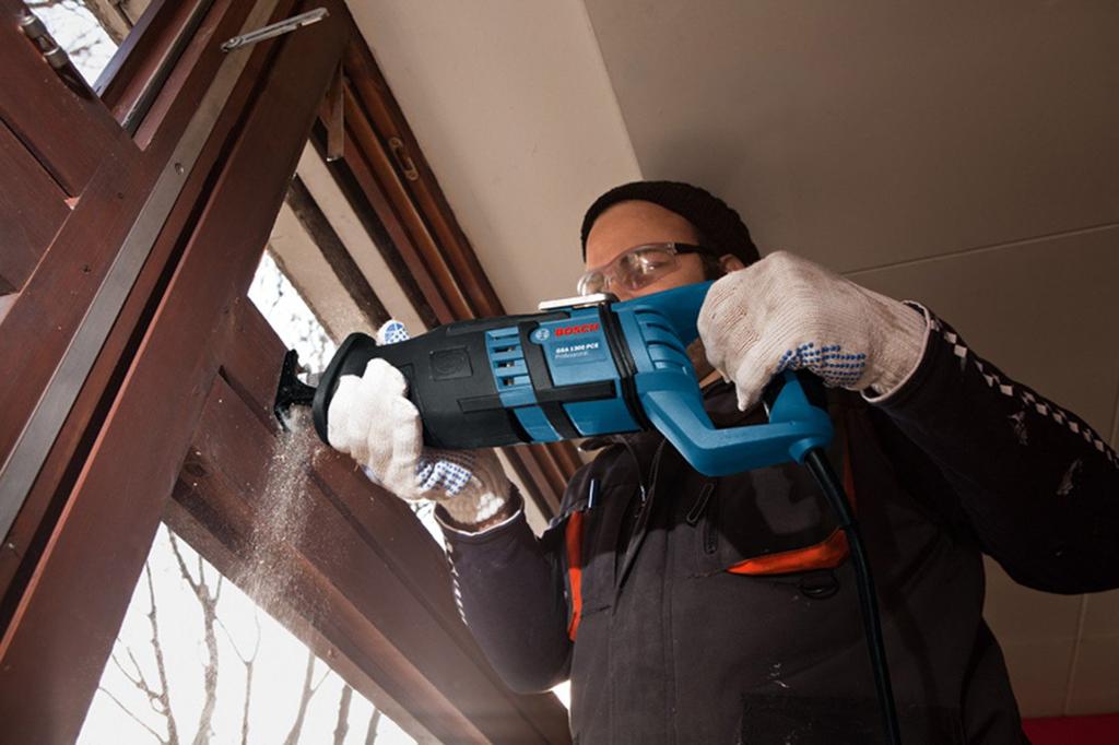 Bosch Professional Saber Saw GSA1200PE (Bosch)