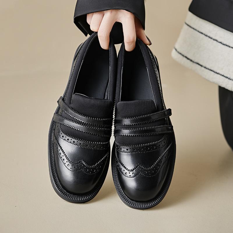 Fashion 2025 New Spring Women Shoes Round Toe Women Pumps Brogue Designs Shoes for Women Low Heel Loafers Ladies Shoes Oxford