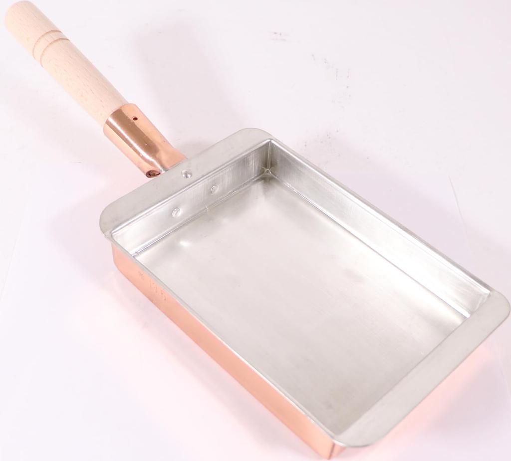 Endo Shoji TKG Copper Omelet Kansai Wide X 135mm Gas Weight Excellent Thermal Conductivity Allows for Quick Wooden Handle Commercial BTM04013 Pan,