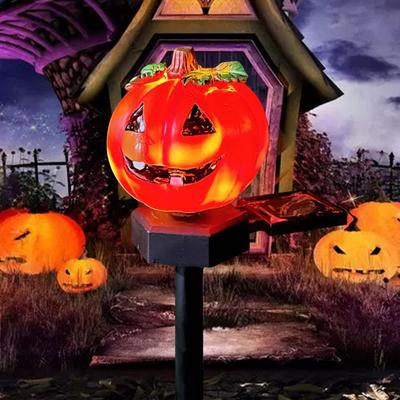 Waterproof Halloween Outdoor Decor Autumn Patio Display Lights Halloween Solar Pumpkin Skull Pathway Lights for Outdoor Yard