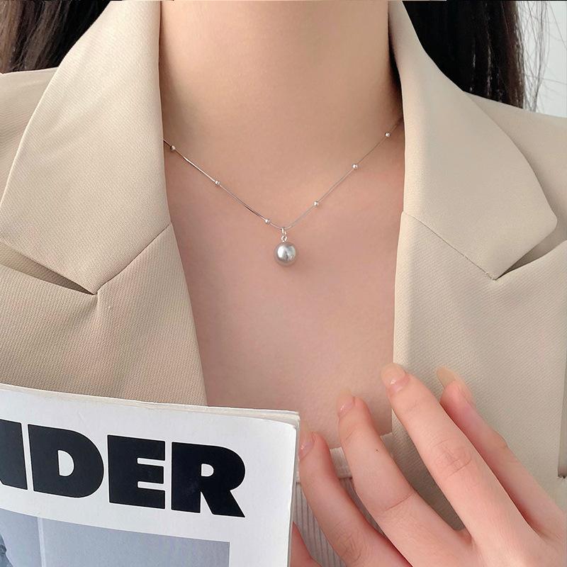 French Pearl Necklace Women's Fashion INS Cool and Elegant Collar Chain Necklace Ornament