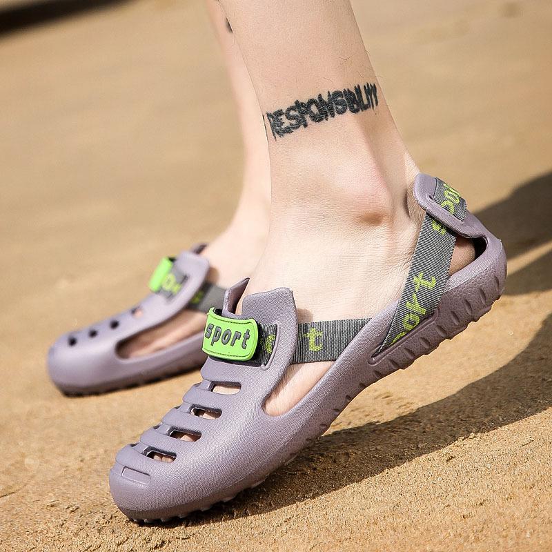 Men's shoes summer hole shoes slippers trendy beach sandals student non-slip bag head lazy 9080 casual