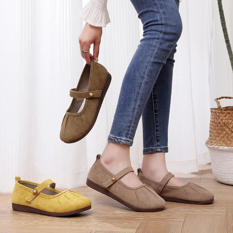 Spring and summer soft bottom round head one pedal gentle shallow mouth French flat bottom wrinkled single shoes round head non-slip soft sole ca