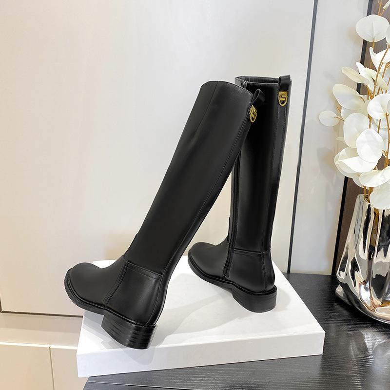 Cowhide Version of the New Autumn and Winter Side Zipper High Boots, Thin Knight Boots, Women's Flat Thick Heels But Knee Boots
