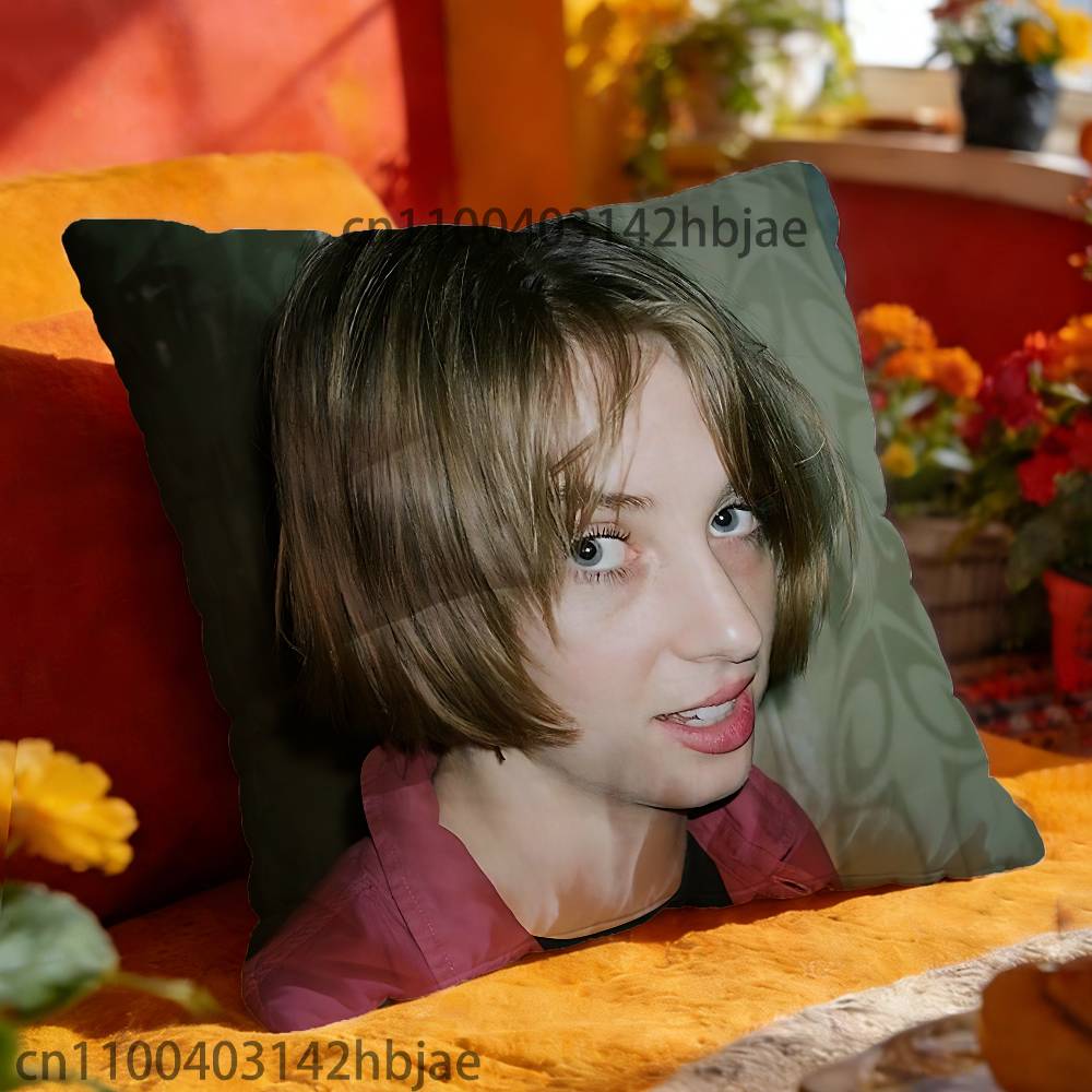

Robin M-Maya Hawke Throw Pillow Case For 45x45cm 55x55cm 30x30cm Square Car Pillowcase Home Bedchamber Decor Gift 30cmx30cm