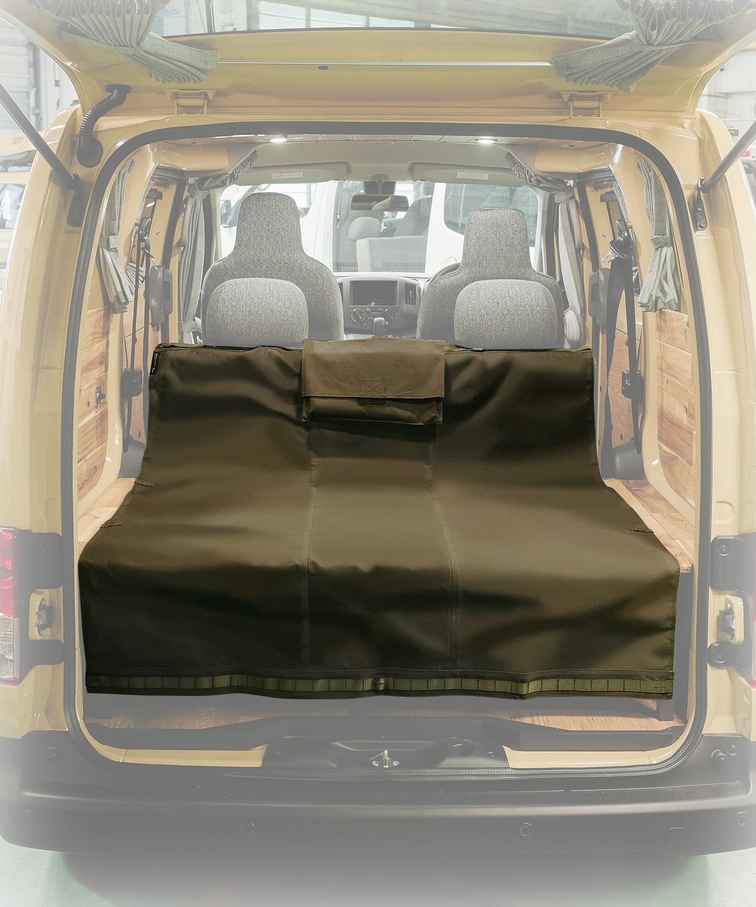 

GORDON MILLER Recycled Canvas Cargo Single Luggage Water Stain Olive 1726400 Mat, Seat, Repellent, Resistant, Universal, Drab,