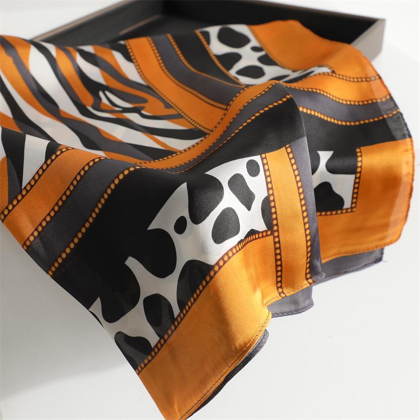 New color block leopard print silk scarf sunscreen shawl premium foreign style scarf simulation silk 71cm square scarf professional scarf women