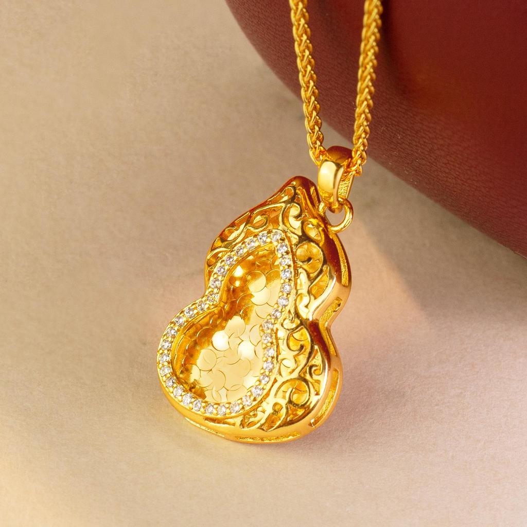 Gold Diamond-Set Gourd Pendant Necklace, Women's Luxury Ice Crack Pattern