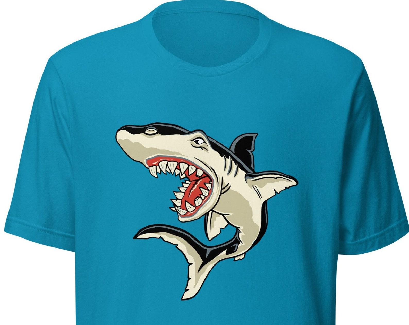 Vintage Shark T-Shirt, Deep Blue Ocean Graphic Tee L