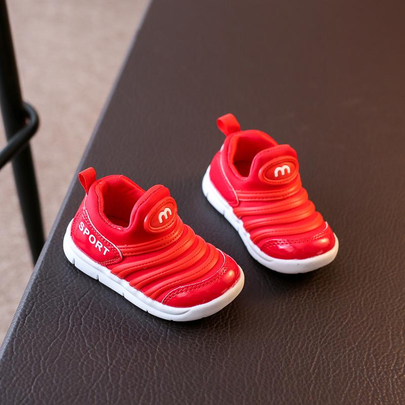 Frühling und Sommer neue Jungen und Mädchen, Raupen-Kindersportschuhe, Kinder-Baby-Kleinkindschuhe mit weicher Sohle