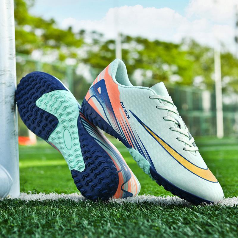 New Men Football Boots Outdoor Non-Slip Breathable Drop Shipping Soccer Shoes Unisex Ultralight Sports Shoes Training Sport
