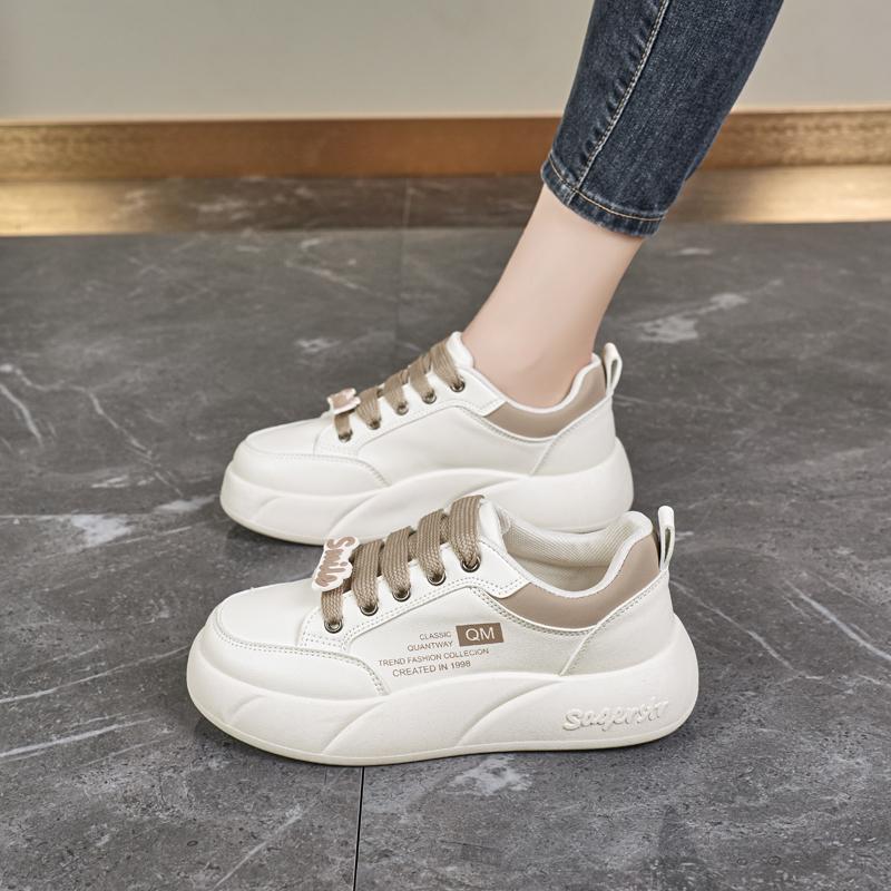 

New small size sneakers soft sole light casual board shoes 34