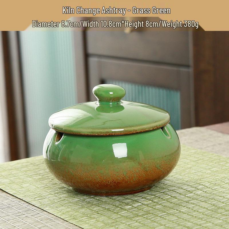 Creative European-Style Ceramic Ashtray with Dustproof Lid