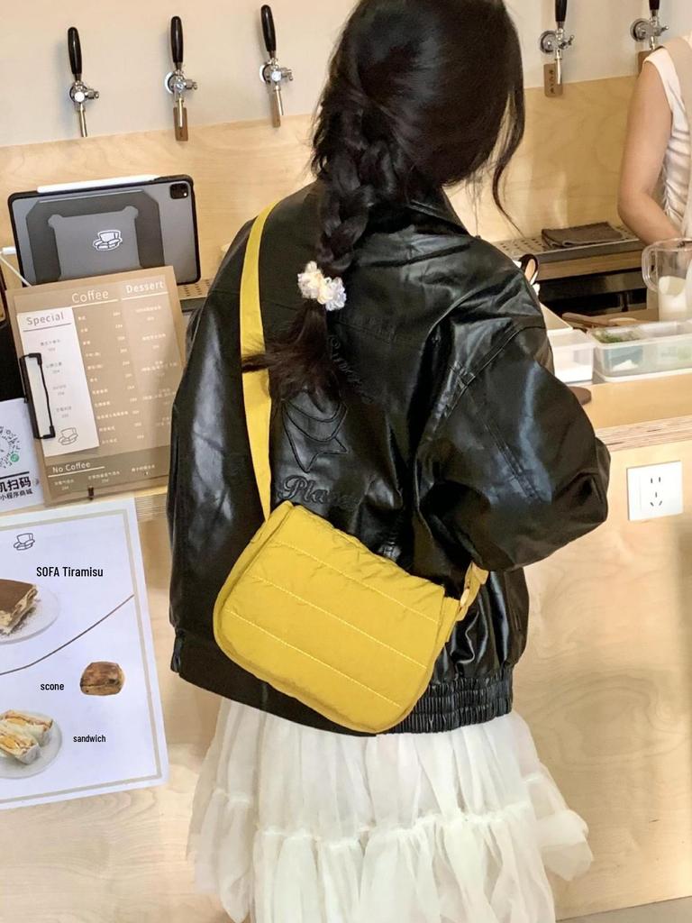 Solid Color Women's Versatile Crossbody Bag - Trendy Small Square with Large Capacity