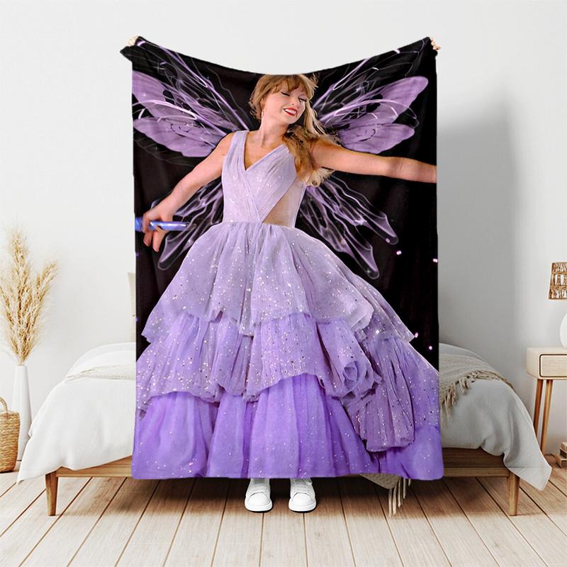 1pc Blanket Taylor Swift Print Design, Lightweight Blanket for Sofa, Bed- Soft &Warm, Gift for All Seasons like Christmas, Halloween