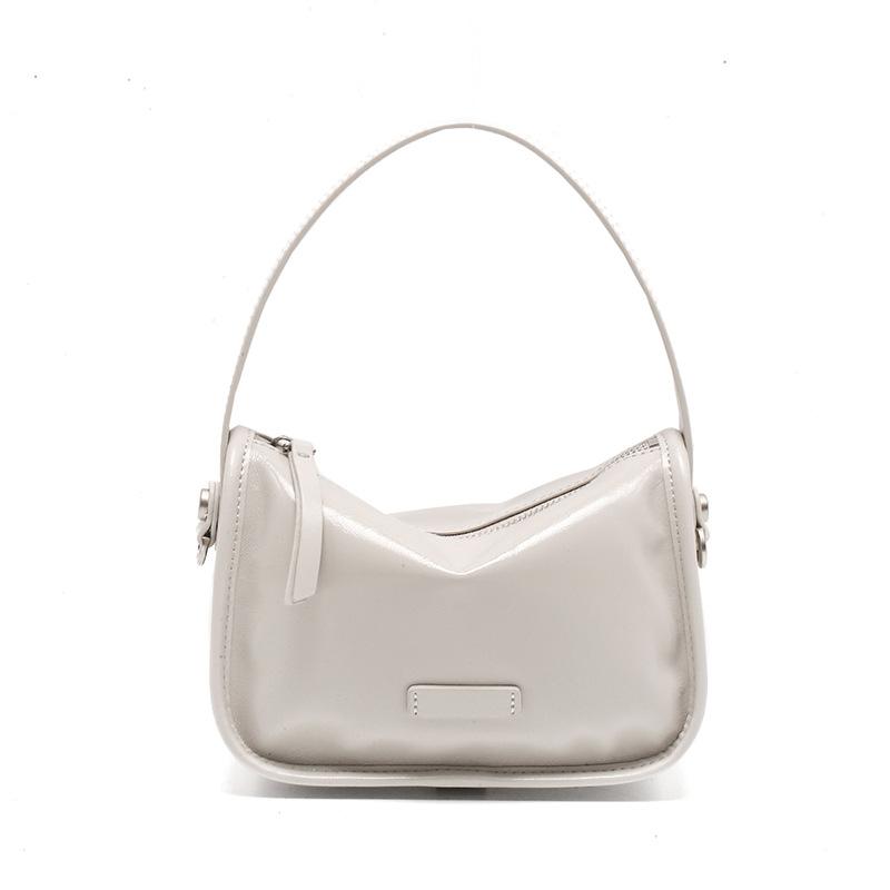 Oil Wax Cowhide Bag for Women New Fashion Versatile Shoulder Bag High End Niche Retro Commuter Crossbody Bag