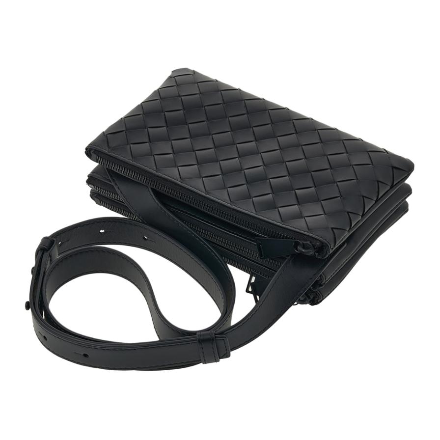 Bottega Veneta Adjustable Strap Calfskin Shoulder Bag Women Shoulder Bag Black 609692V3US28984