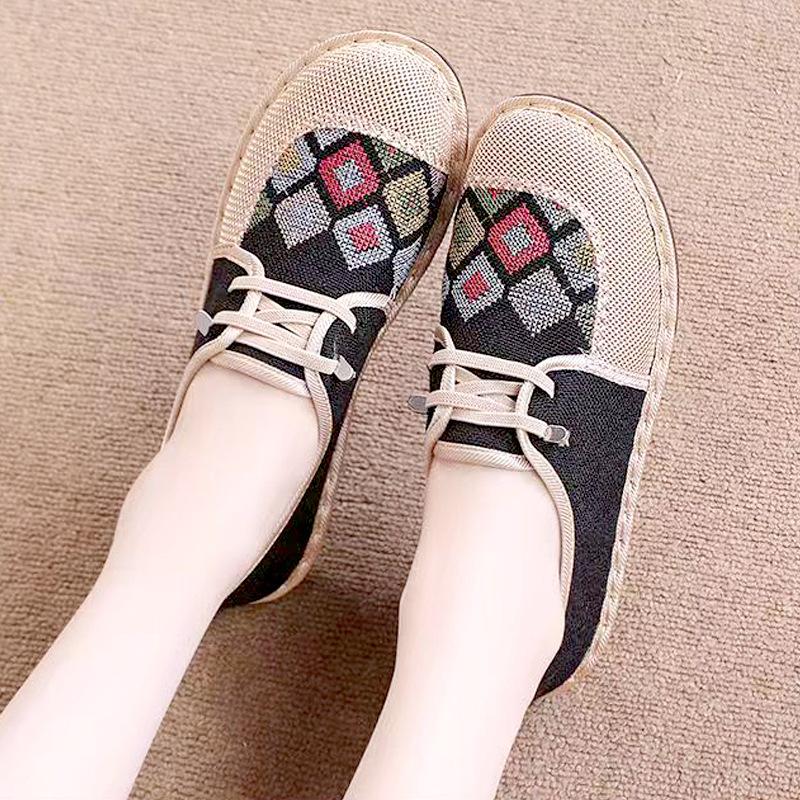 New Old Beijing Cloth Shoes Embroidered Women's Shoes Non-slip Soft Sole Middle-aged and Elderly Mother Shoes Retro Ethnic Style Flat-soled Single S