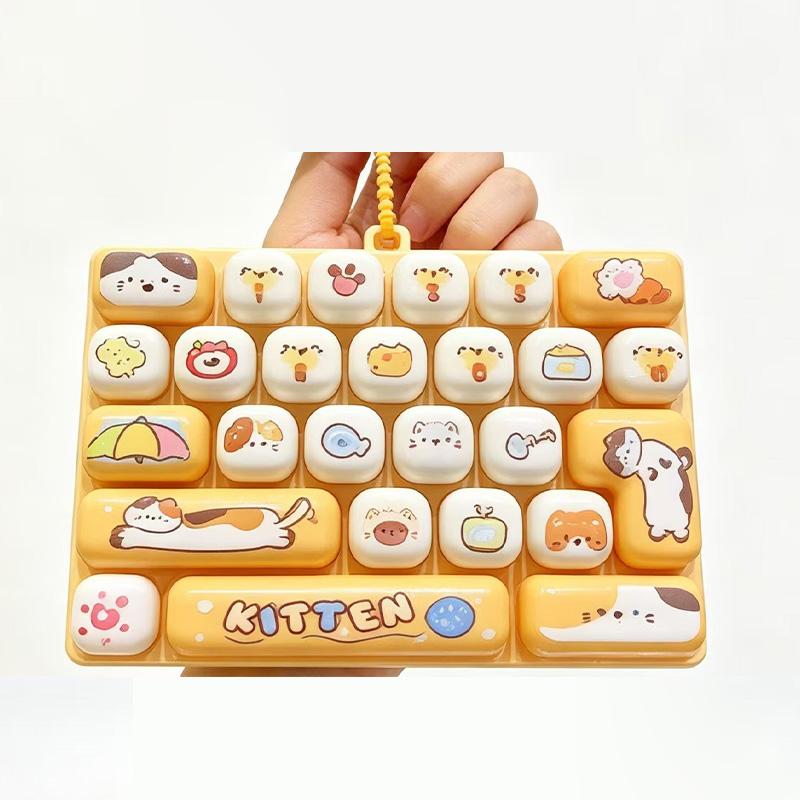 26 Keys Simulation Keyboard Keychain Stress Relief Fidget Clicker Keyboard with Cute Animal Print Bag Charm Desktop Decoration