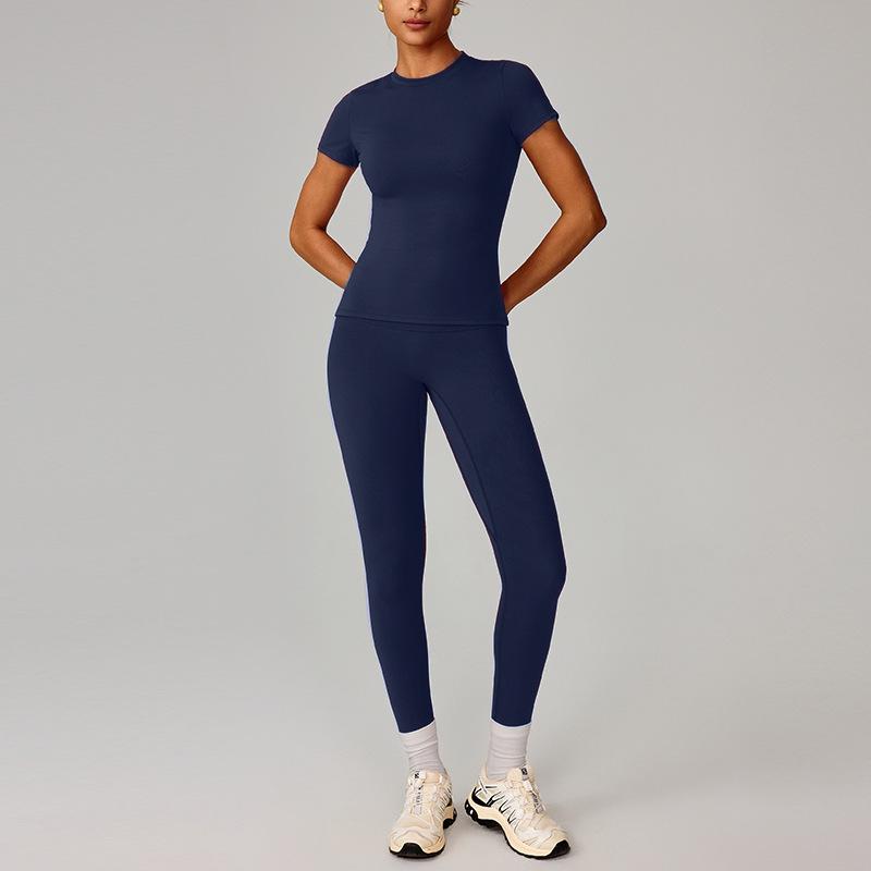 Women's Quick-Dry European Yoga & Running Set, Winter Fitness Wear 8519.