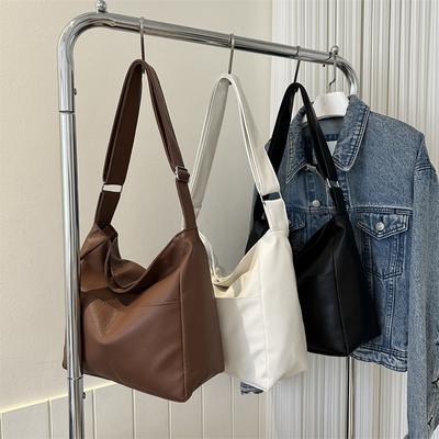 Tote Large Bag Soft Leather Retro Bucket Bag Women's Large Capacity 2025 Messenger Bag Women's Versatile Ins Shoulder Bag